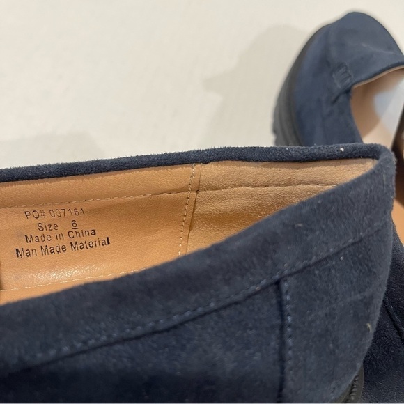 Women’s Journee Collections Erika Blue Vegan Loafer Size 6 US! - Picture 8 of 9